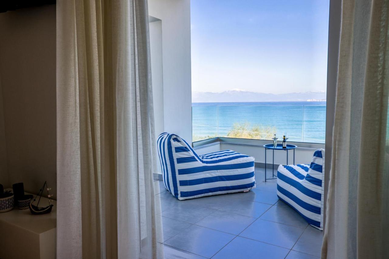 La Mer Bleue Boutique Suite Vrahati Eksteriør bilde